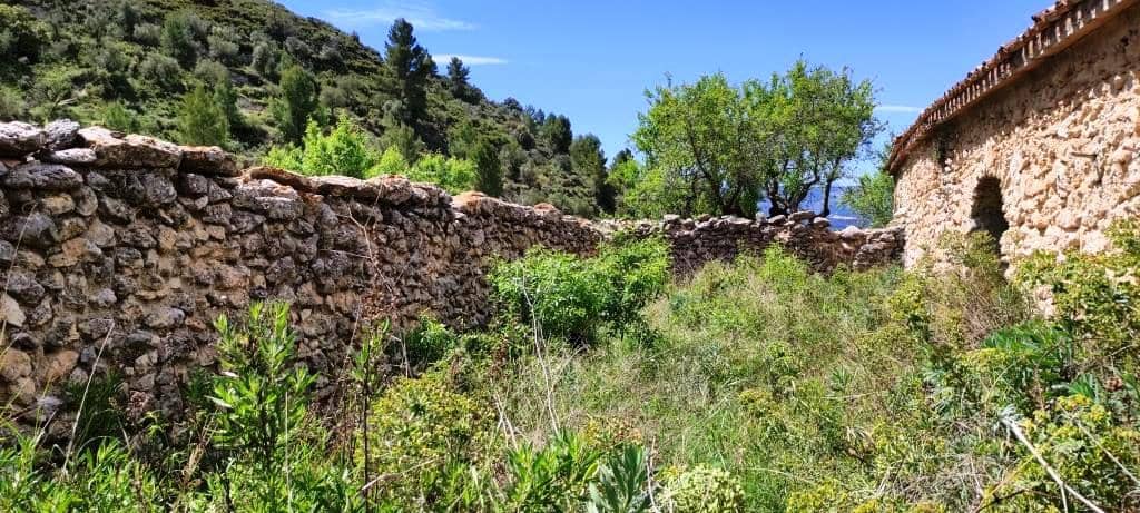 Finca/Landehus til salg i Benasau - € 49.000 (Ref: 6151922)