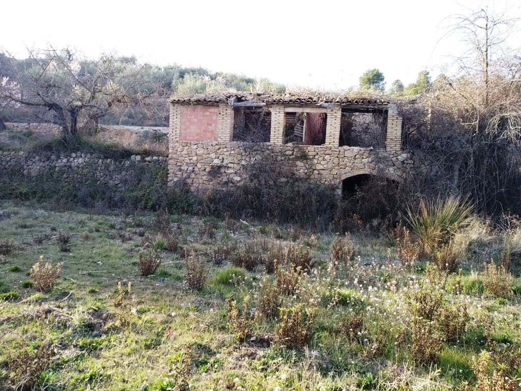 Finca/Landehus til salg i La Vall d'Alcala - € 39.000 (Ref: 6151950)