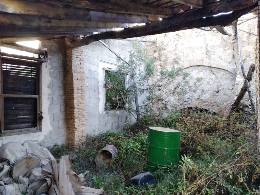 Finca/Landehus til salg i La Vall d'Alcala - € 39.000 (Ref: 6151950)