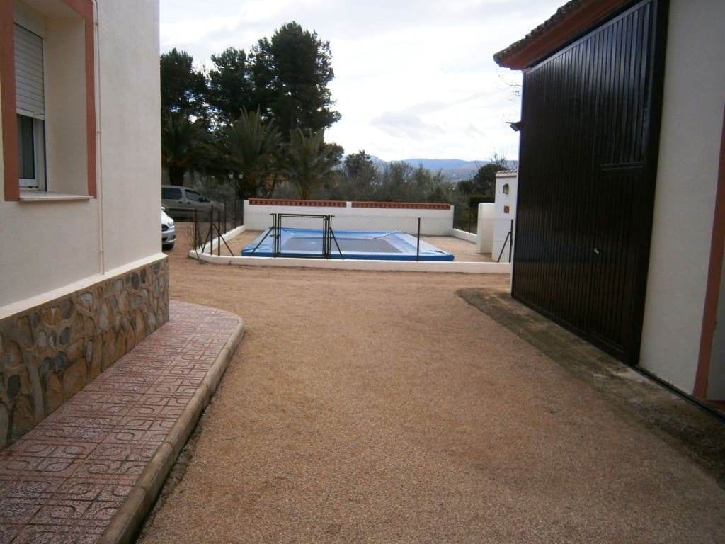 5 slaapkamer Finca/Landhuis te koop in Ontinyent met zwembad garage - € 350.000 (Ref: 6207258)