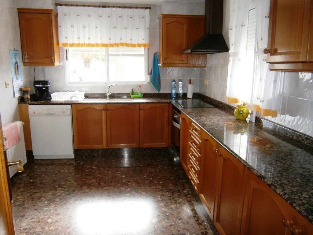 5 slaapkamer Finca/Landhuis te koop in Ontinyent met zwembad garage - € 350.000 (Ref: 6207258)