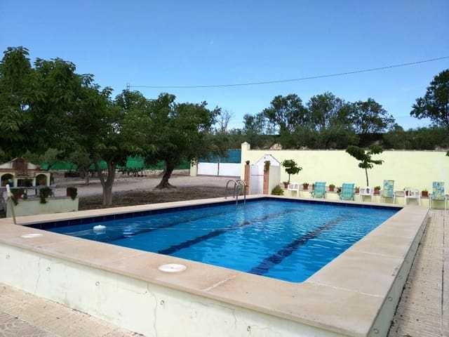 5 bedroom Finca/Country House for sale in Cocentaina with pool garage - € 399,000 (Ref: 6207263)