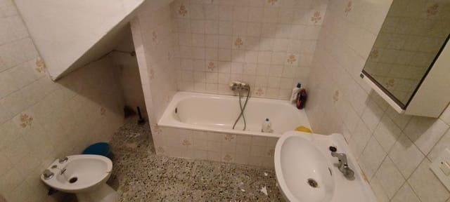 8 camera da letto Finca/Casa di Campagna in vendita in Gorga con garage - 220.000 € (Rif: 6207272)