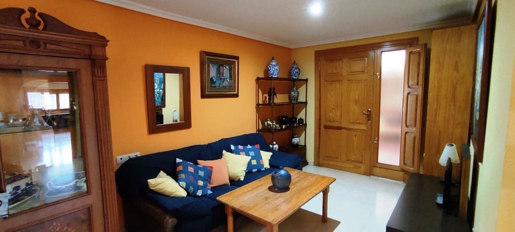 5 soveværelse Villa til salg i Ontinyent med garage - € 310.000 (Ref: 6329680)