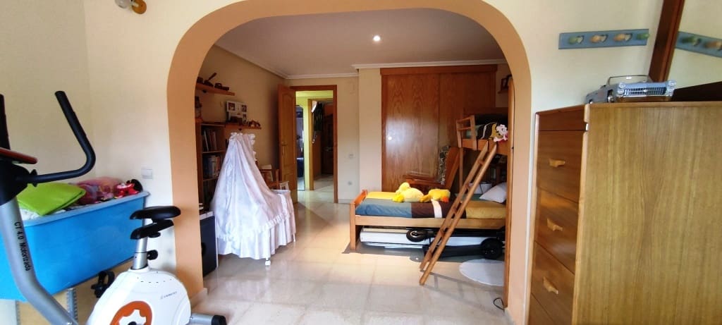 5 soveværelse Villa til salg i Ontinyent med garage - € 310.000 (Ref: 6329680)