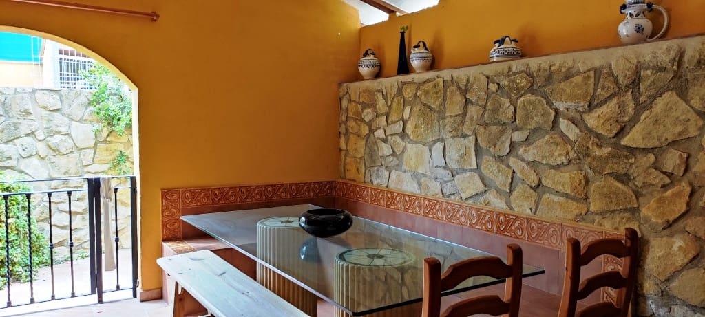 5 soveværelse Villa til salg i Ontinyent med garage - € 310.000 (Ref: 6329680)