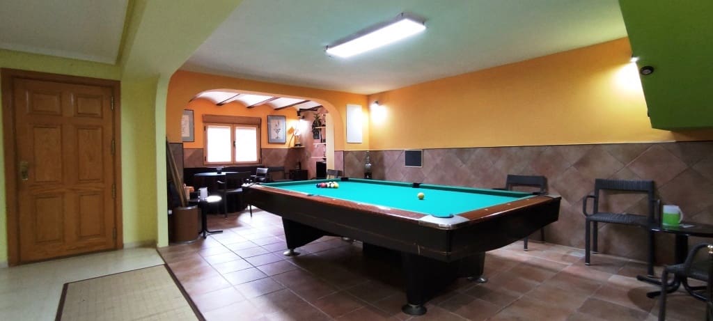 5 soveværelse Villa til salg i Ontinyent med garage - € 310.000 (Ref: 6329680)