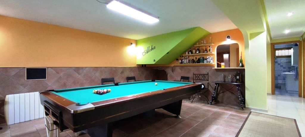 5 soveværelse Villa til salg i Ontinyent med garage - € 310.000 (Ref: 6329680)