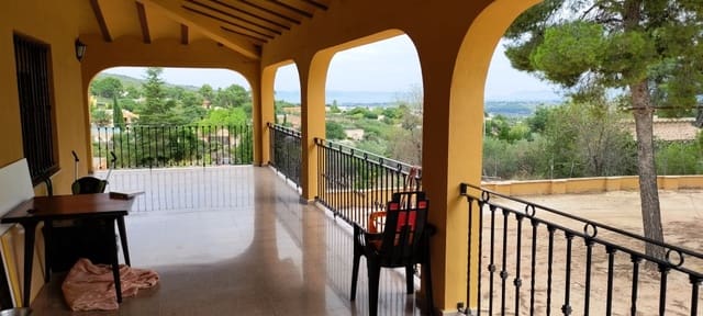 5 soveværelse Villa til salg i Ontinyent med garage - € 310.000 (Ref: 6329680)