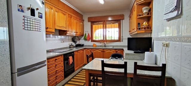 5 soveværelse Villa til salg i Ontinyent med garage - € 310.000 (Ref: 6329680)