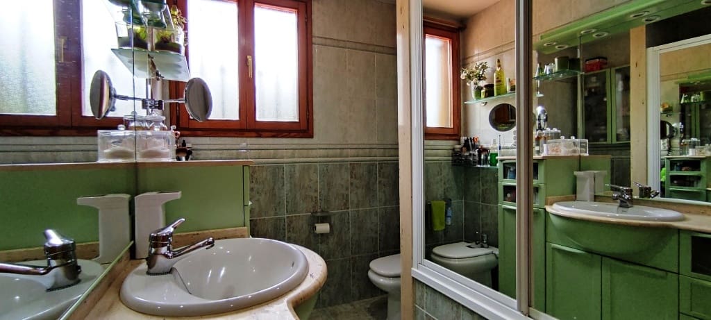 5 soveværelse Villa til salg i Ontinyent med garage - € 310.000 (Ref: 6329680)