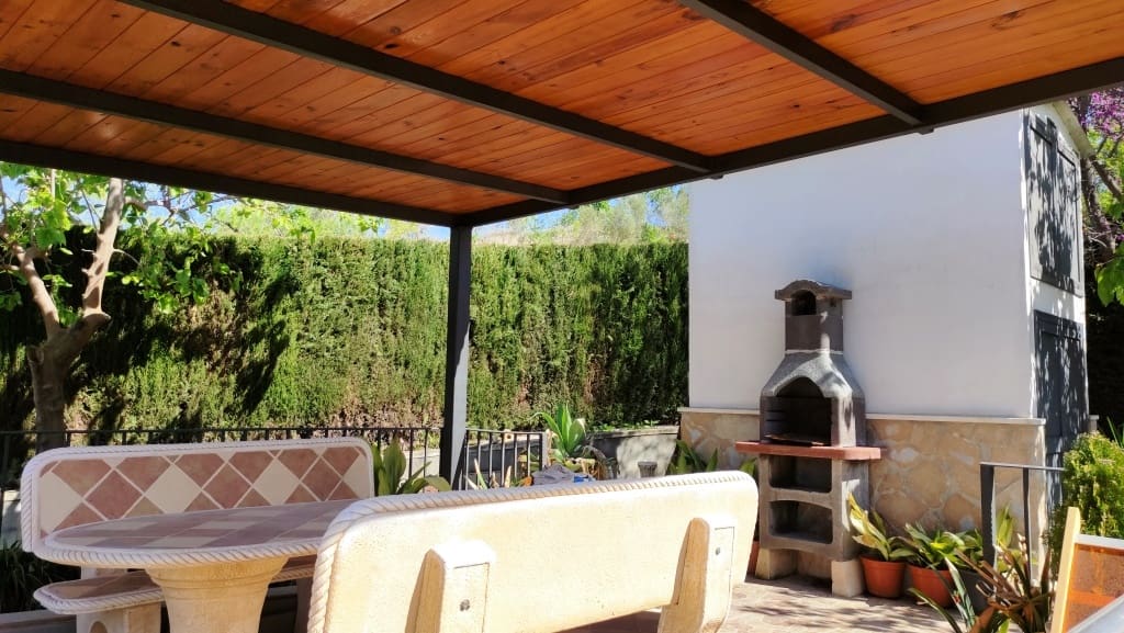 5 slaapkamer Villa te koop in Cocentaina met zwembad garage - € 299.000 (Ref: 6354259)