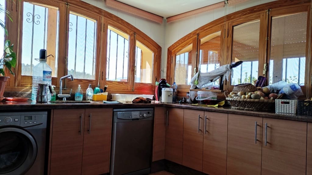 5 slaapkamer Villa te koop in Cocentaina met zwembad garage - € 299.000 (Ref: 6354259)