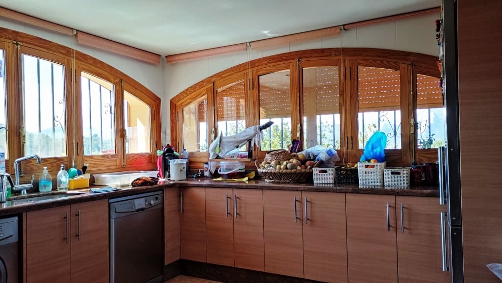 5 slaapkamer Villa te koop in Cocentaina met zwembad garage - € 299.000 (Ref: 6354259)