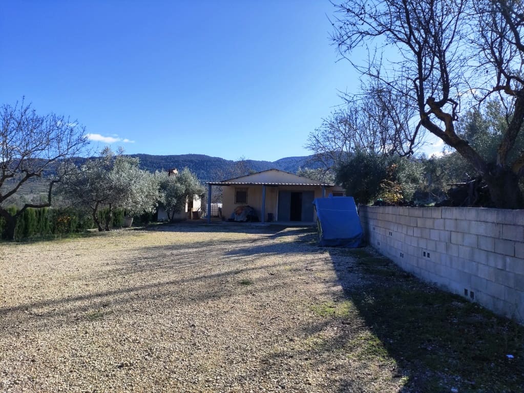Finca/Casa Rural de 2 habitaciones en Benifallim en venta con garaje - 119.000 € (Ref: 6404285)