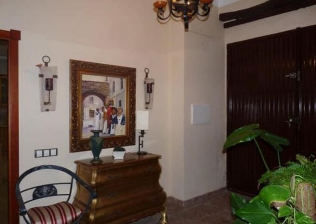 3 soveværelse Finca/Landehus til salg i Albaida med swimmingpool garage - € 450.000 (Ref: 6596867)