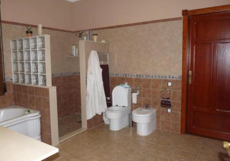 3 soveværelse Finca/Landehus til salg i Albaida med swimmingpool garage - € 450.000 (Ref: 6596867)