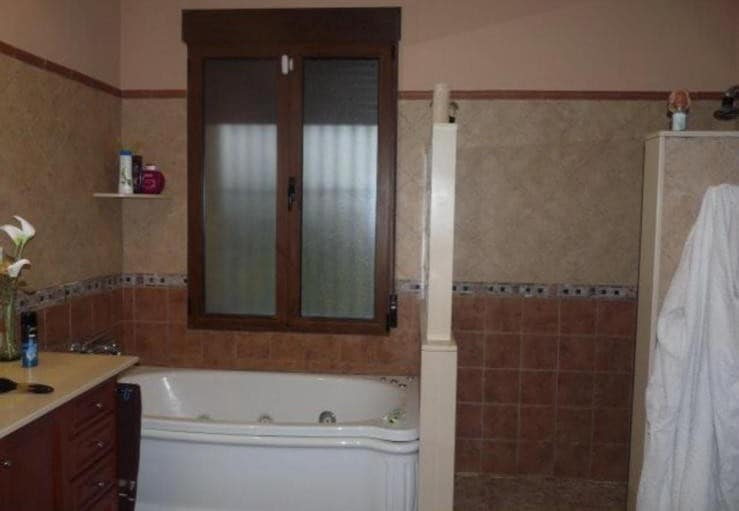 3 soveværelse Finca/Landehus til salg i Albaida med swimmingpool garage - € 450.000 (Ref: 6596867)