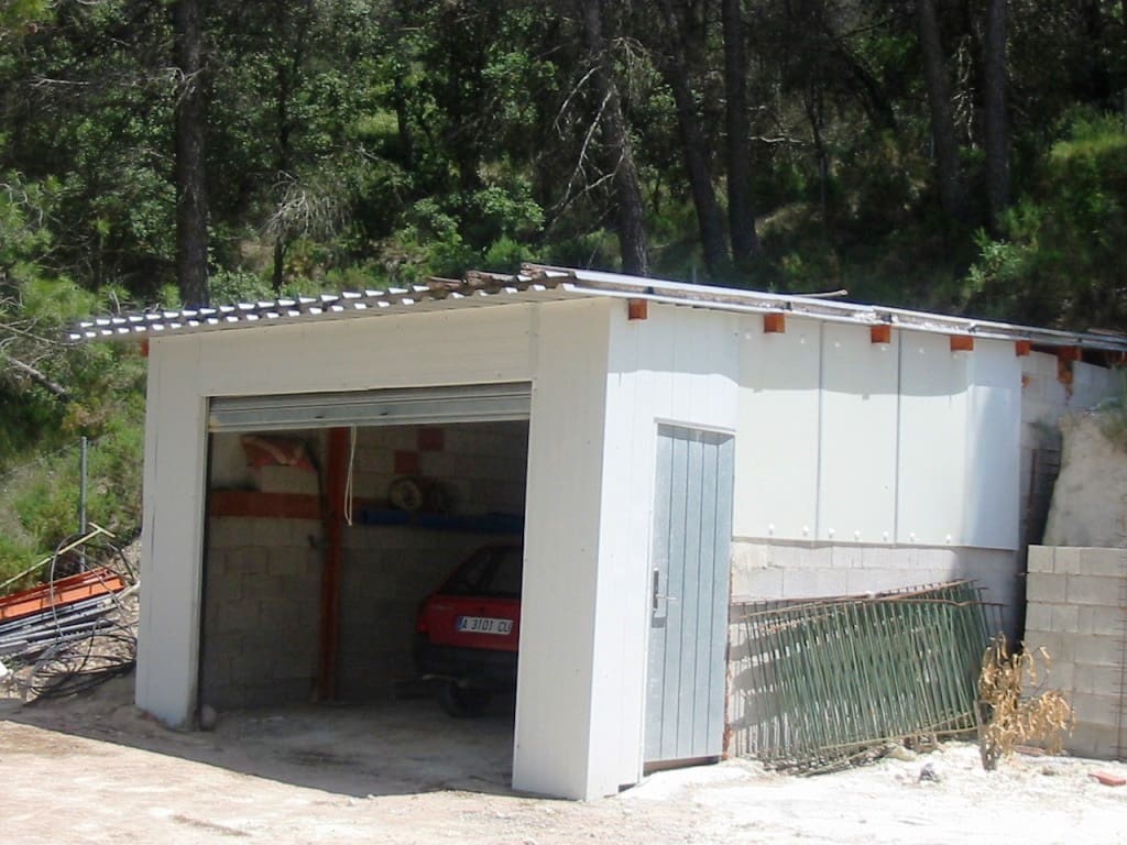 6 soveværelse Finca/Landehus til salg i Alcoy / Alcoi med garage - € 229.000 (Ref: 6718897)