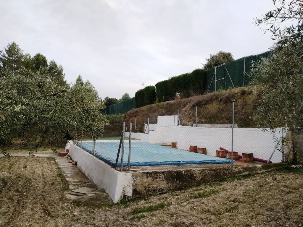 2 soveværelse Finca/Landehus til salg i Ontinyent med swimmingpool - € 198.000 (Ref: 6718906)