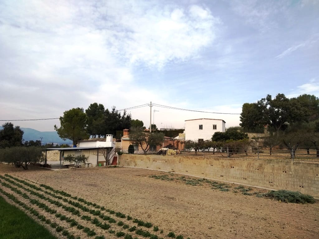 2 soveværelse Finca/Landehus til salg i Ontinyent med swimmingpool - € 198.000 (Ref: 6718906)