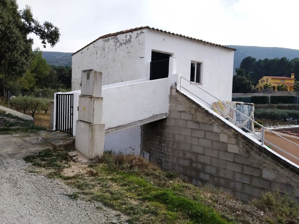 2 soveværelse Finca/Landehus til salg i Ontinyent med swimmingpool - € 198.000 (Ref: 6718906)