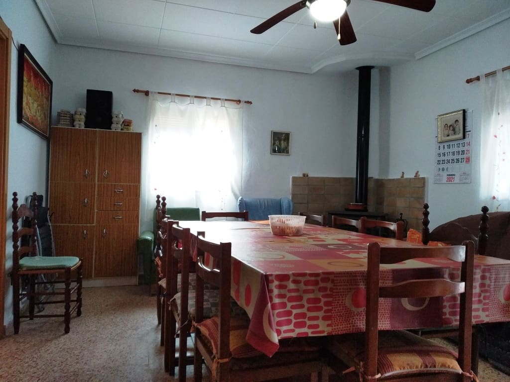 2 soveværelse Finca/Landehus til salg i Ontinyent med swimmingpool - € 198.000 (Ref: 6718906)