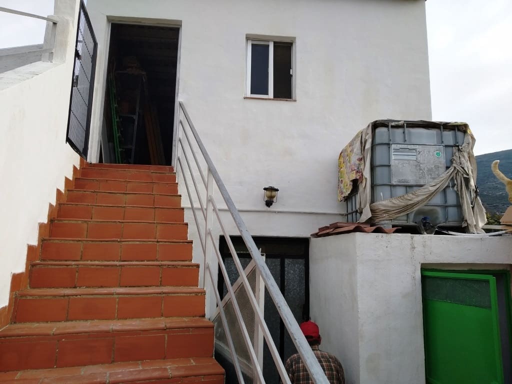 2 soveværelse Finca/Landehus til salg i Ontinyent med swimmingpool - € 198.000 (Ref: 6718906)