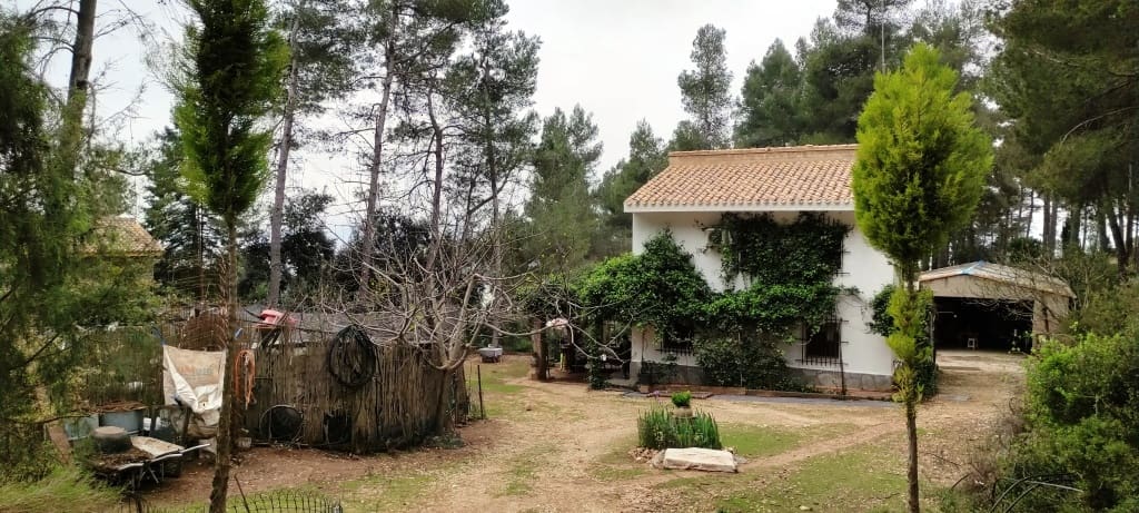 5 soveværelse Finca/Landehus til salg i Bocairent med garage - € 220.000 (Ref: 6782656)