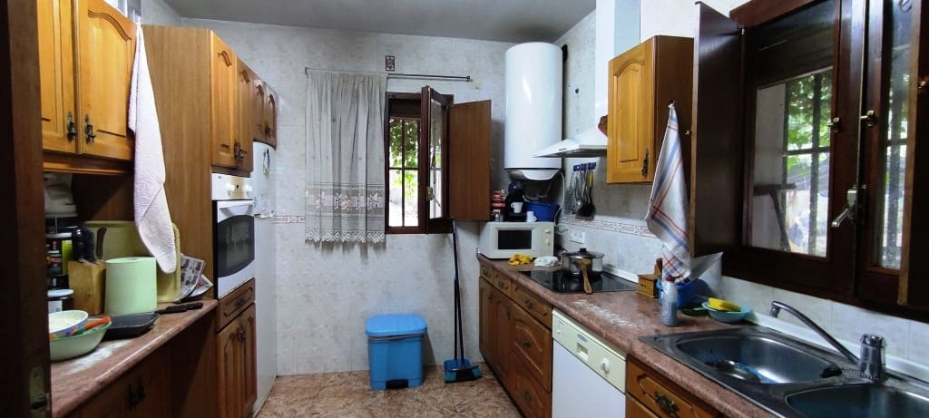 5 soveværelse Finca/Landehus til salg i Bocairent med garage - € 220.000 (Ref: 6782656)