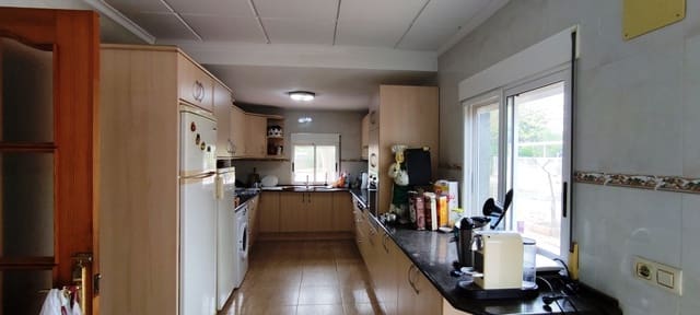 4 soveværelse Finca/Landehus til salg i Ontinyent med swimmingpool garage - € 250.000 (Ref: 6796874)