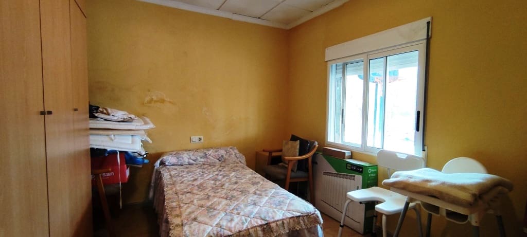 4 soveværelse Finca/Landehus til salg i Ontinyent med swimmingpool garage - € 250.000 (Ref: 6796874)