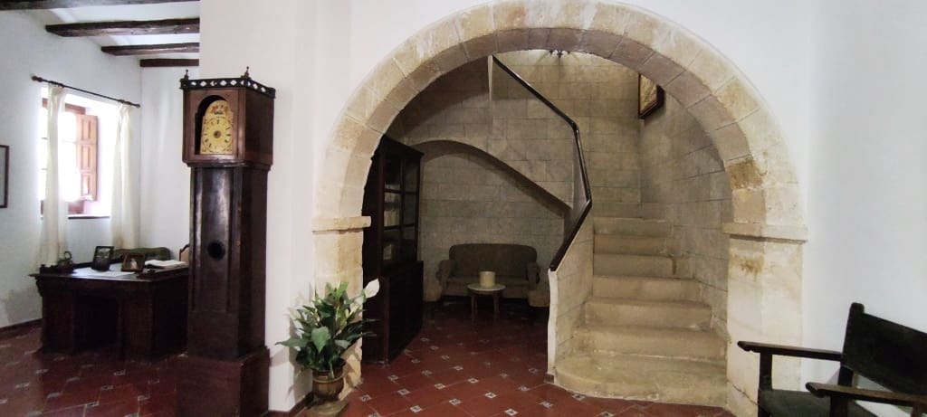 15 soveværelse Finca/Landehus til salg i Bocairent med swimmingpool garage - € 895.000 (Ref: 6923778)