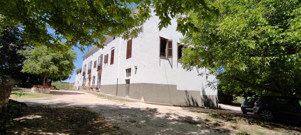 15 soveværelse Finca/Landehus til salg i Bocairent med swimmingpool garage - € 895.000 (Ref: 6923778)