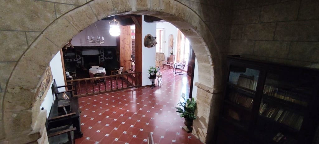 15 soveværelse Finca/Landehus til salg i Bocairent med swimmingpool garage - € 895.000 (Ref: 6923778)