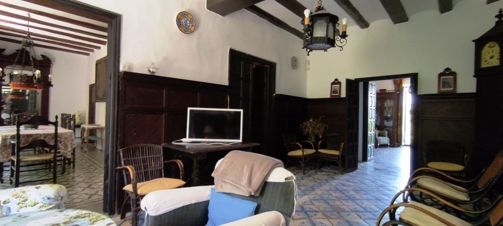 15 soveværelse Finca/Landehus til salg i Bocairent med swimmingpool garage - € 895.000 (Ref: 6923778)