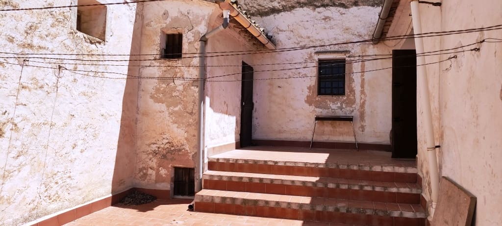 15 soveværelse Finca/Landehus til salg i Bocairent med swimmingpool garage - € 895.000 (Ref: 6923778)