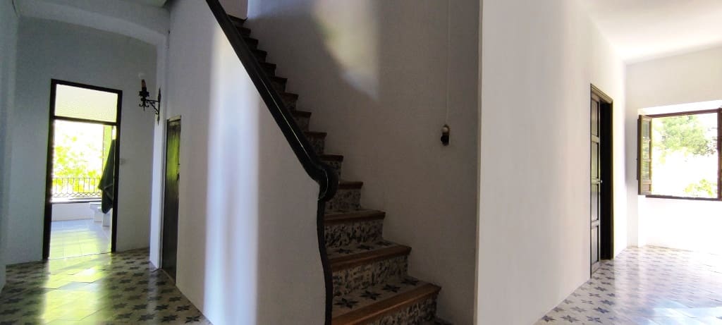 15 soveværelse Finca/Landehus til salg i Bocairent med swimmingpool garage - € 895.000 (Ref: 6923778)