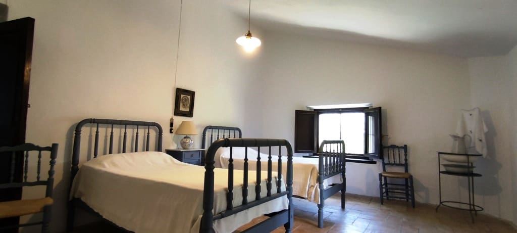 15 soveværelse Finca/Landehus til salg i Bocairent med swimmingpool garage - € 895.000 (Ref: 6923778)