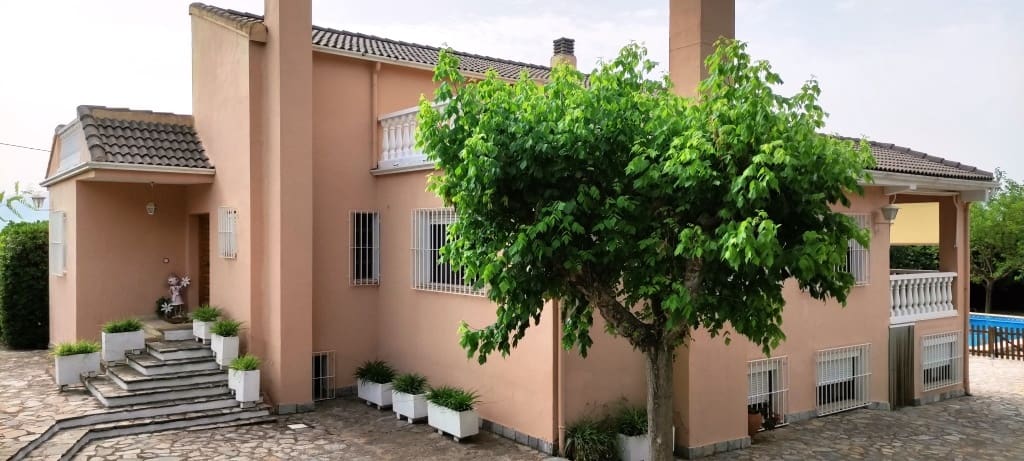 6 soveværelse Villa til salg i Muro de Alcoy med swimmingpool - € 350.000 (Ref: 6941272)