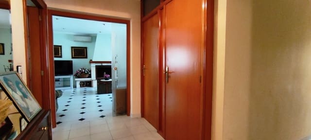 6 soveværelse Villa til salg i Muro de Alcoy med swimmingpool - € 350.000 (Ref: 6941272)