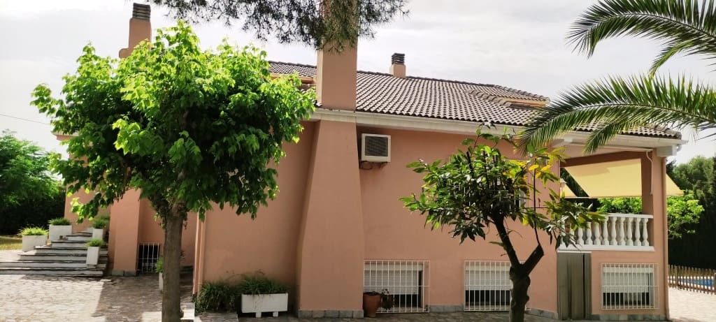 6 soveværelse Villa til salg i Muro de Alcoy med swimmingpool - € 350.000 (Ref: 6941272)