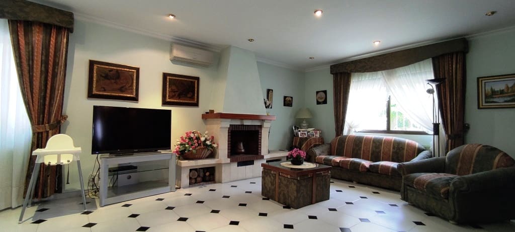 6 soveværelse Villa til salg i Muro de Alcoy med swimmingpool - € 350.000 (Ref: 6941272)