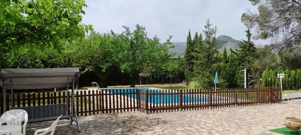 6 soveværelse Villa til salg i Muro de Alcoy med swimmingpool - € 350.000 (Ref: 6941272)