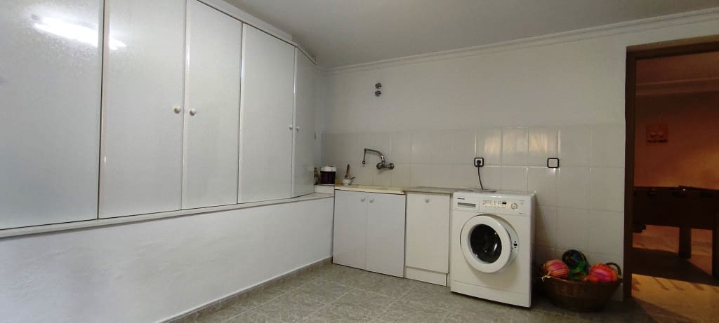 6 soveværelse Villa til salg i Muro de Alcoy med swimmingpool - € 350.000 (Ref: 6941272)