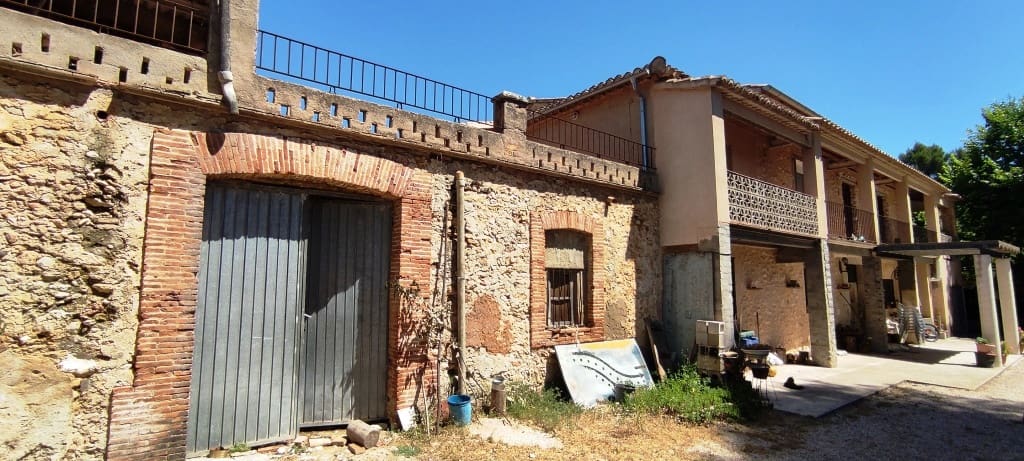 11 soverom Finca/Herregård til salgs i Bocairent med garasje - € 1 500 000 (Ref: 6941273)