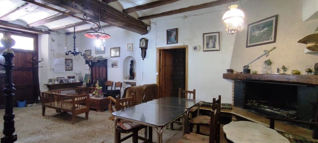 11 soverom Finca/Herregård til salgs i Bocairent med garasje - € 1 500 000 (Ref: 6941273)