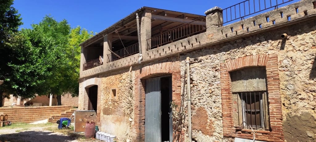 11 soverom Finca/Herregård til salgs i Bocairent med garasje - € 1 500 000 (Ref: 6941273)