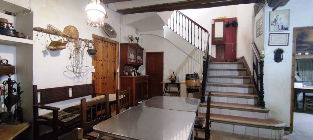 11 soverom Finca/Herregård til salgs i Bocairent med garasje - € 1 500 000 (Ref: 6941273)