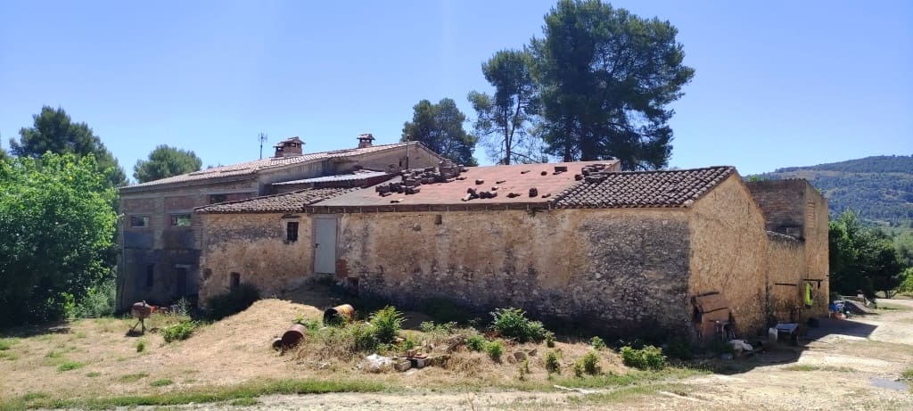 11 soverom Finca/Herregård til salgs i Bocairent med garasje - € 1 500 000 (Ref: 6941273)